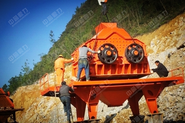 碎沙機安裝現(xiàn)場